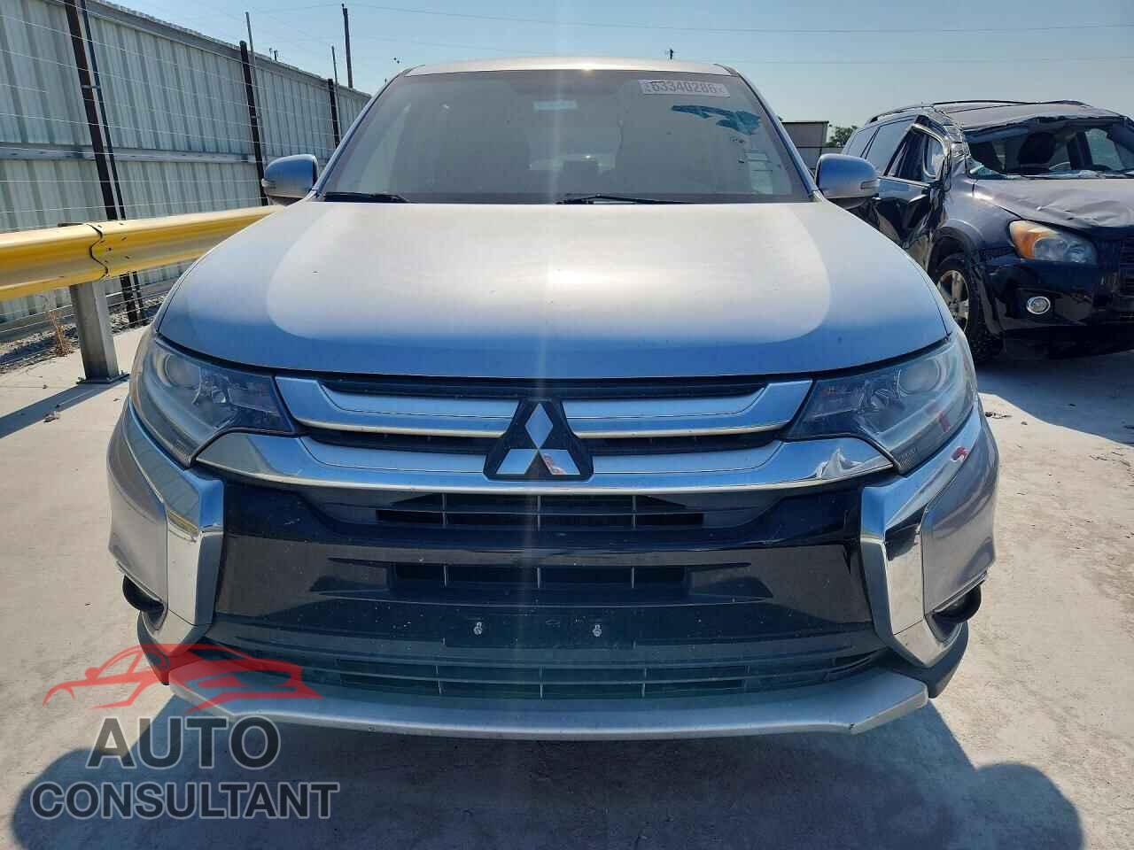 MITSUBISHI OUTLANDER 2016 - JA4AD3A32GZ013156