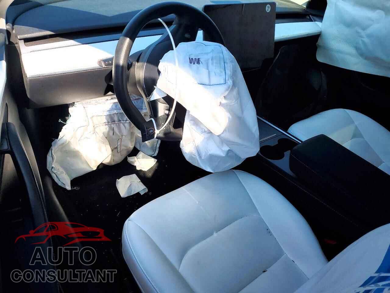 TESLA MODEL 3 2023 - 5YJ3E1EA5PF652422