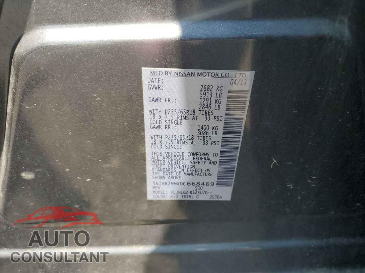 NISSAN PATHFINDER 2013 - 5N1AR2MMXDC668469