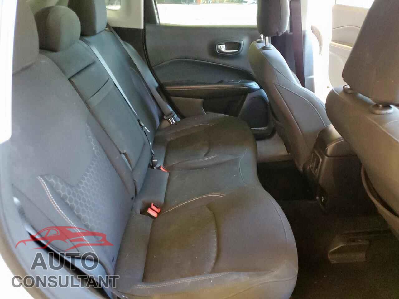 JEEP COMPASS 2020 - 3C4NJDAB6LT105109