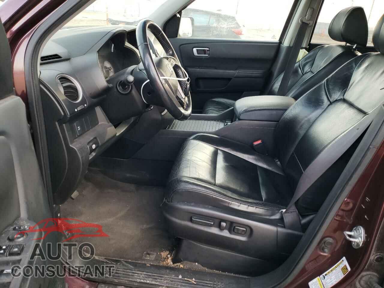 HONDA PILOT 2011 - 5FNYF4H65BB079977