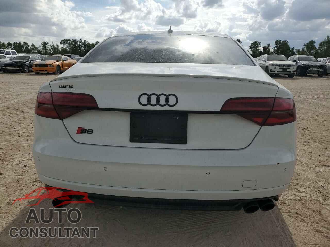 AUDI S8 2016 - WUAJ5AFD9GN900790