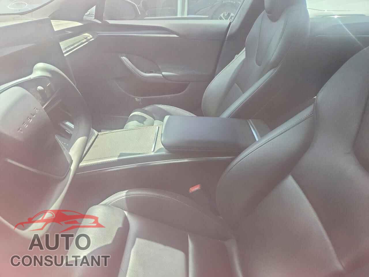 TESLA MODEL S 2021 - 5YJSA1E64MF440271