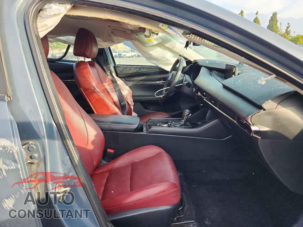 MAZDA 3 2023 - 3MZBPACM6PM377431