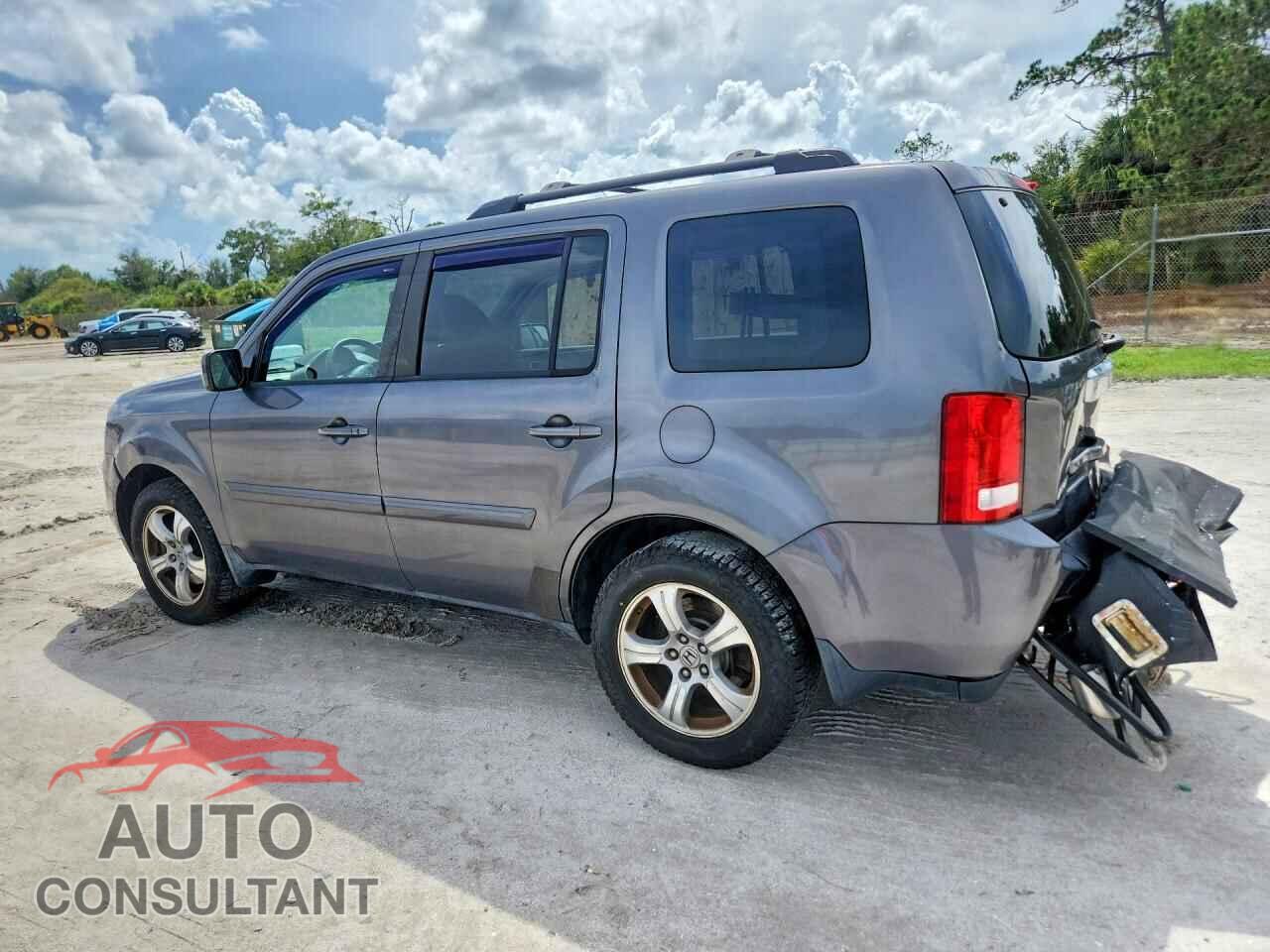 HONDA PILOT 2015 - 5FNYF3H58FB006996