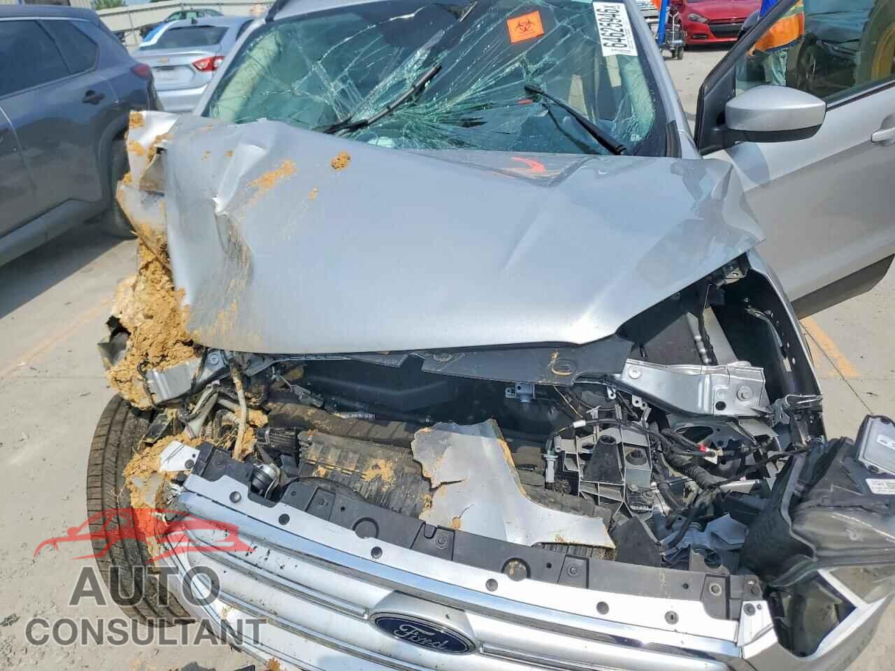 FORD ESCAPE 2017 - 1FMCU0G94HUE42771