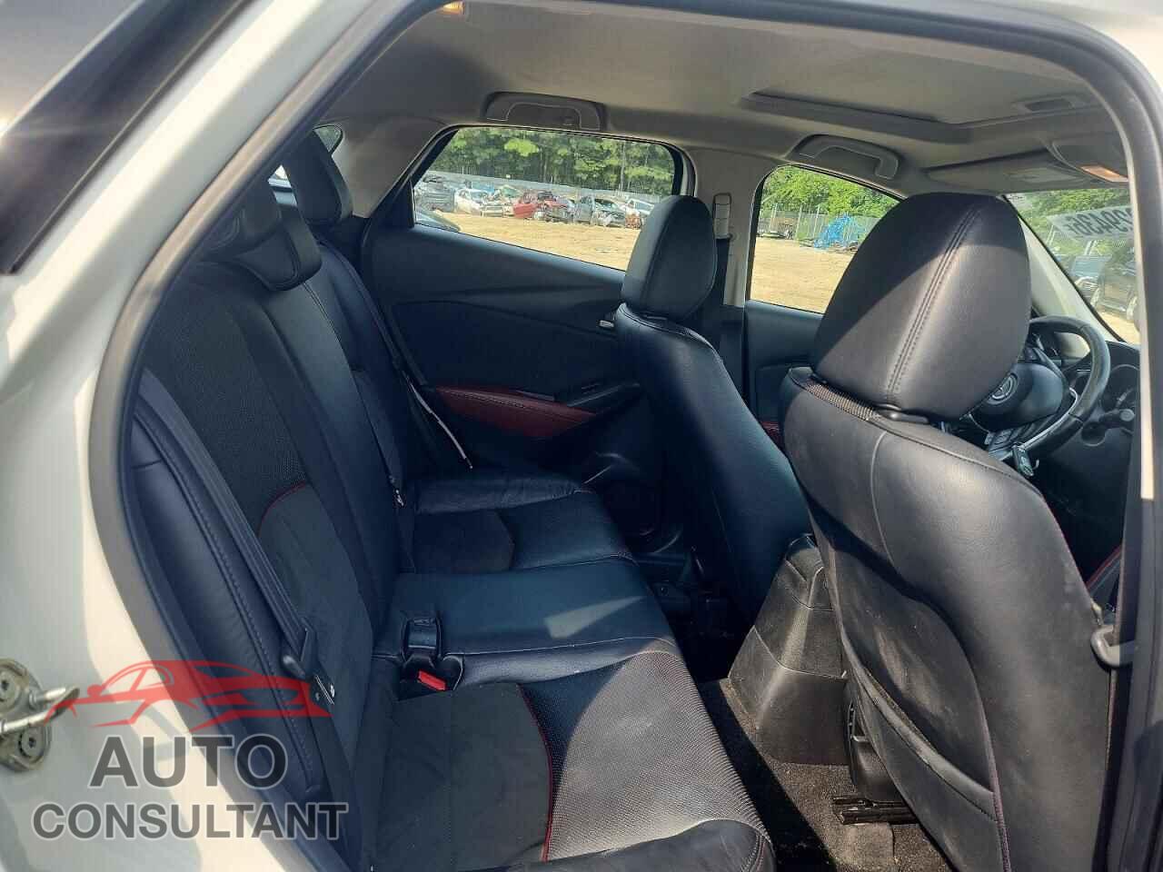 MAZDA CX-3 2017 - JM1DKFD72H0157062