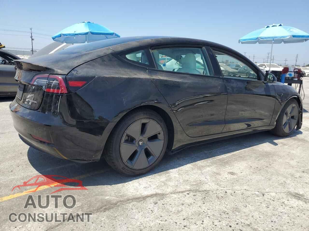 TESLA MODEL 3 2023 - 5YJ3E1EB4PF389445