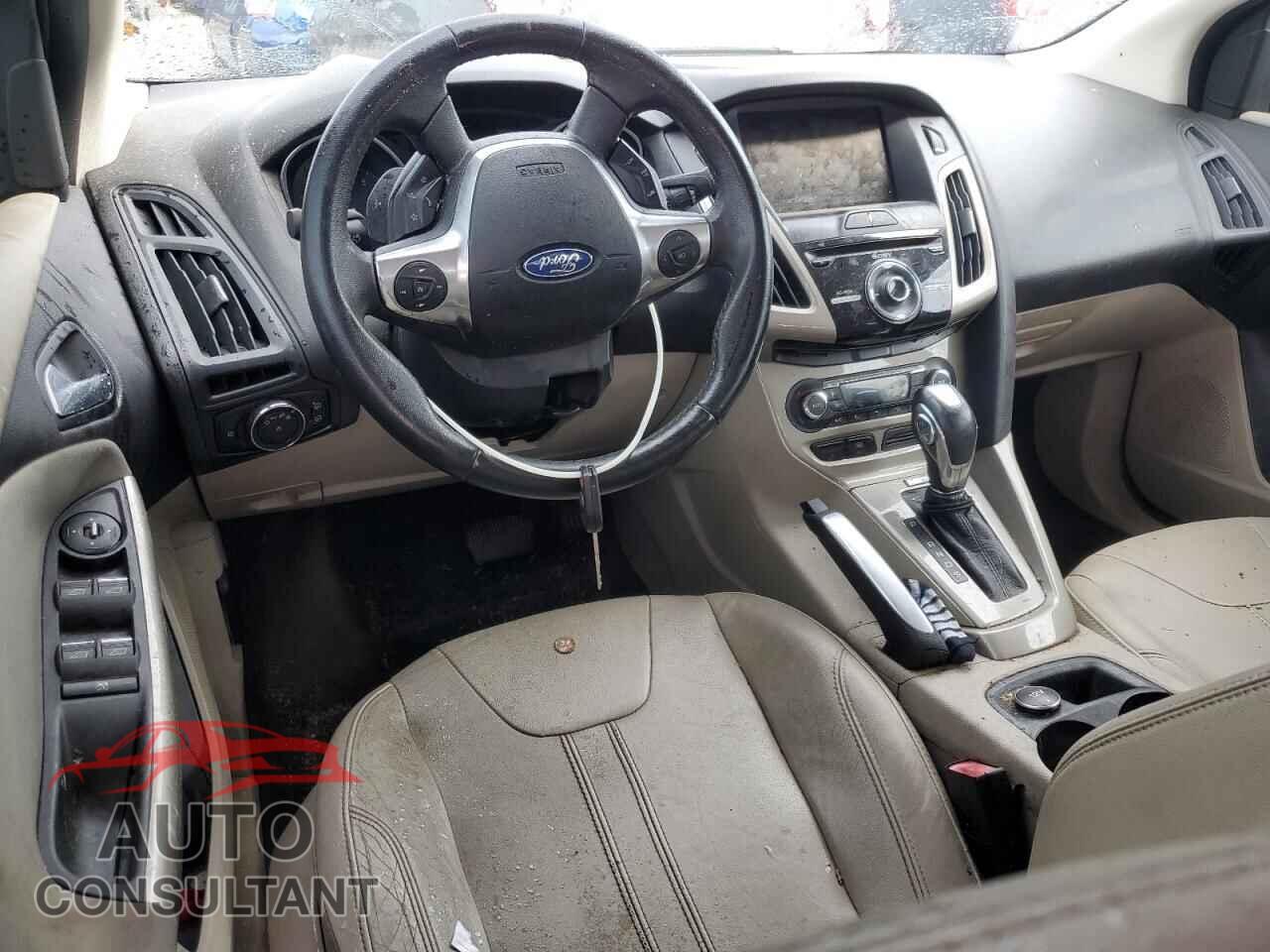 FORD FOCUS 2012 - 1FAHP3M20CL278014