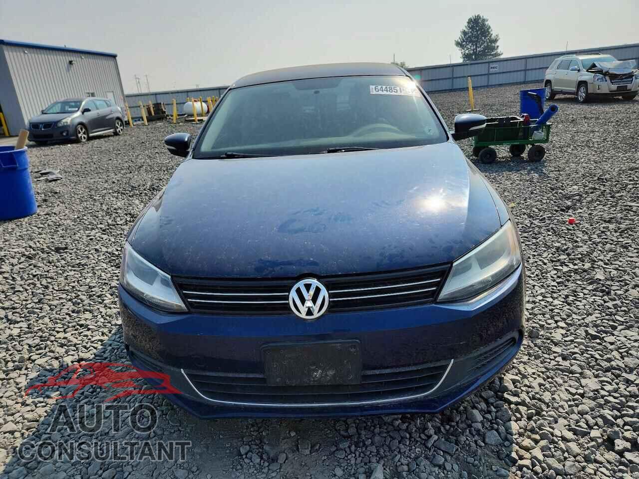 VOLKSWAGEN JETTA 2013 - 3VWDP7AJ1DM382777