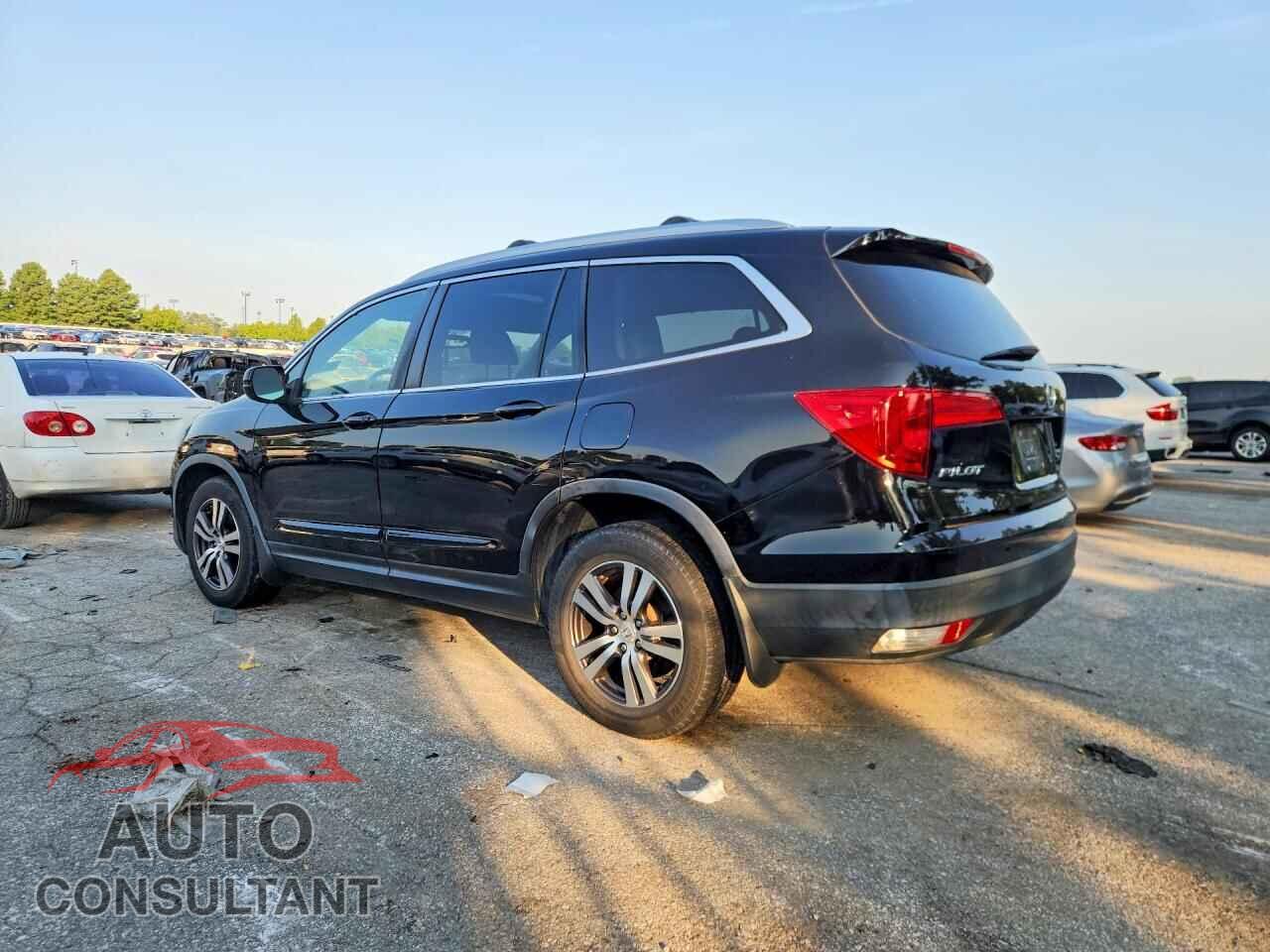 HONDA PILOT 2017 - 5FNYF6H58HB011748