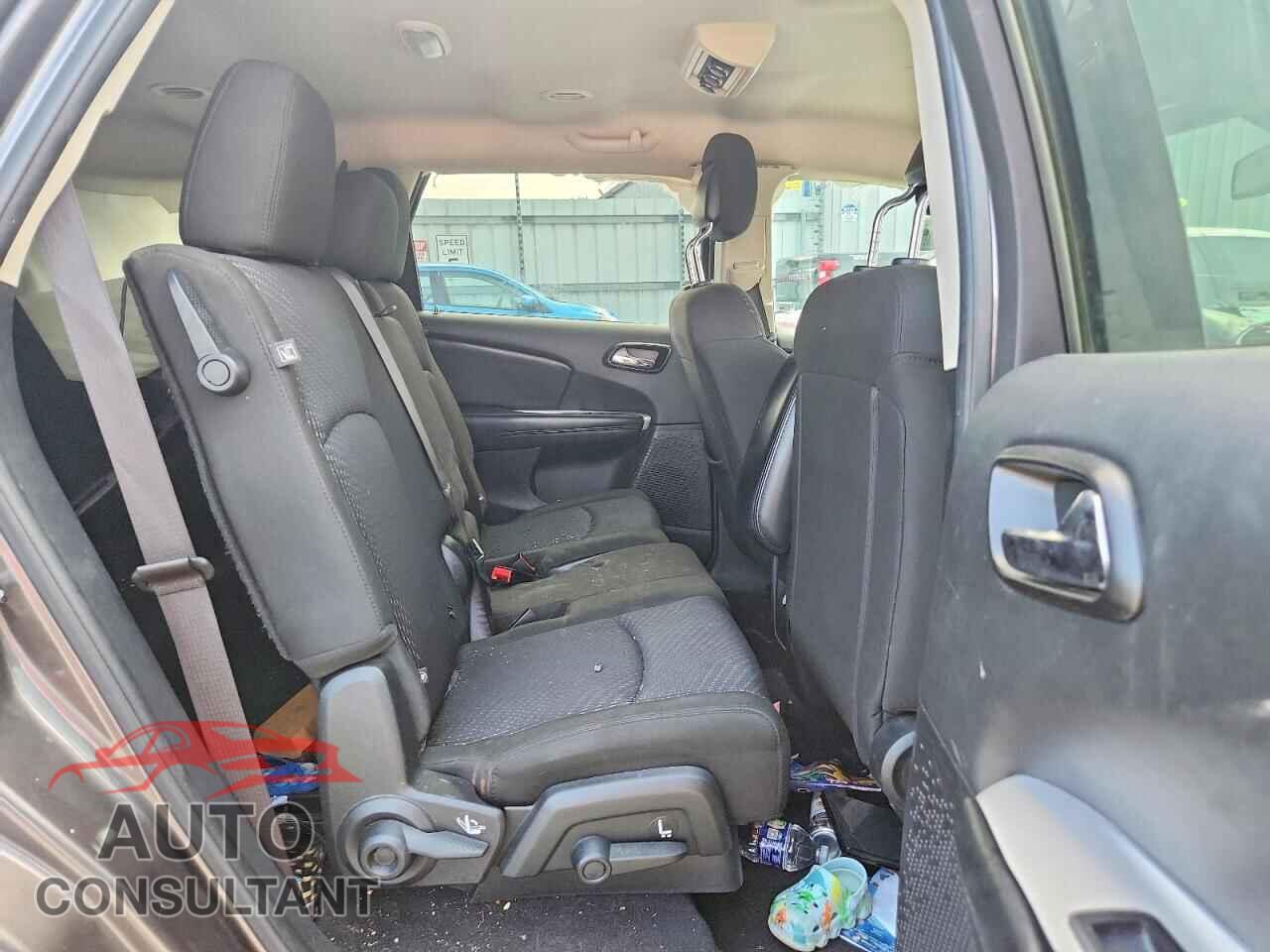 DODGE JOURNEY 2019 - 3C4PDCBB1KT804364