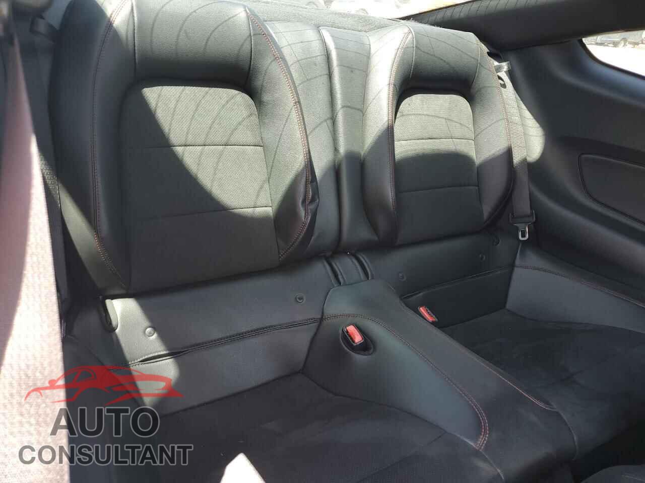 FORD MUSTANG 2017 - 1FA6P8CF2H5316945