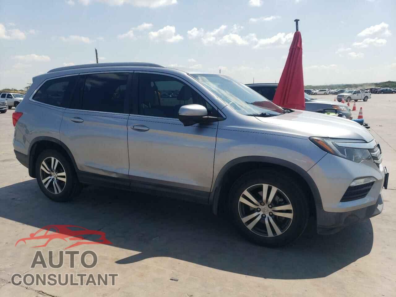 HONDA PILOT 2017 - 5FNYF5H37HB017596