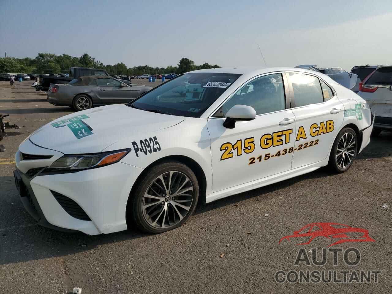 TOYOTA CAMRY 2019 - 4T1B11HK1KU198211