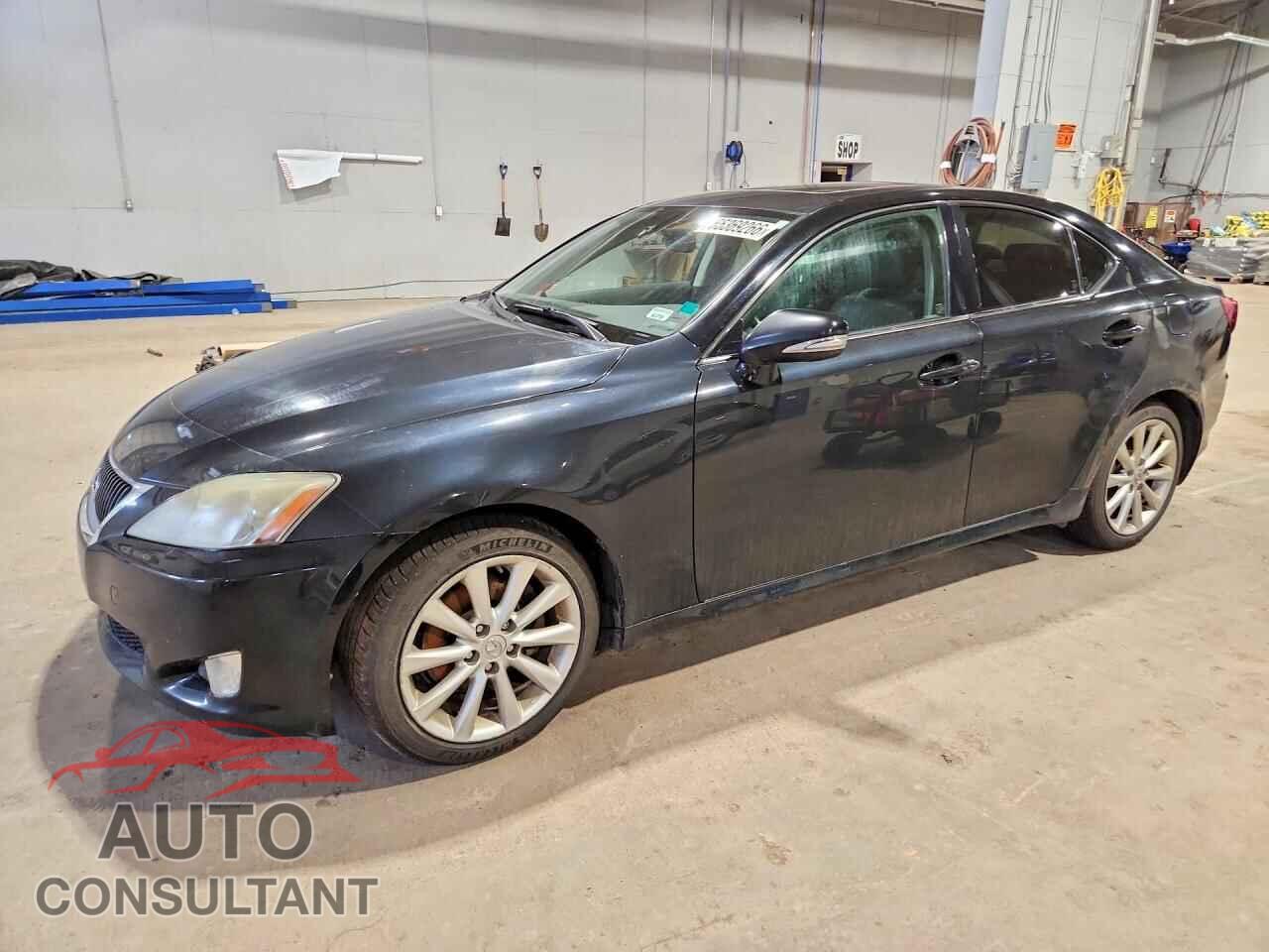 LEXUS IS 2010 - JTHCF5C25A2034090