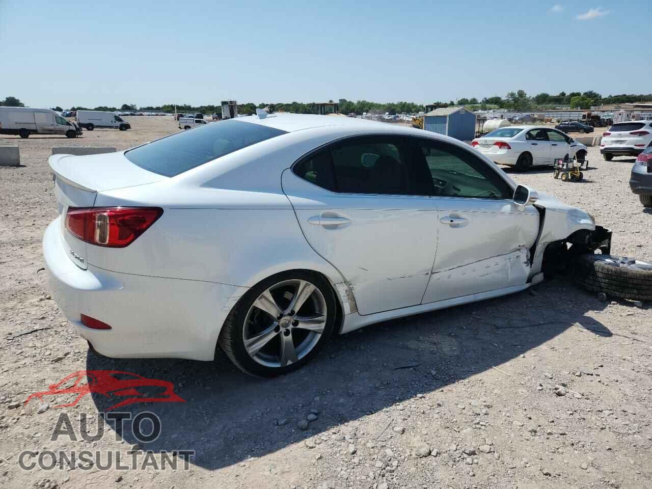 LEXUS IS 2013 - JTHBF5C24D5190443