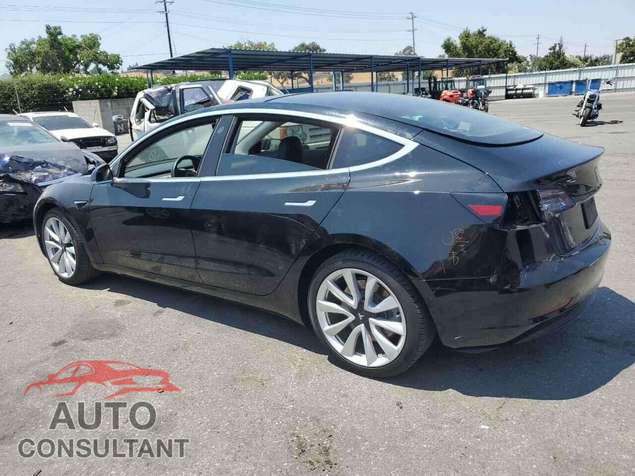 TESLA MODEL 3 2019 - 5YJ3E1EBXKF418438