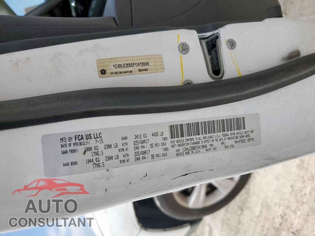 JEEP COMPASS 2015 - 1C4NJCBB6FD419846