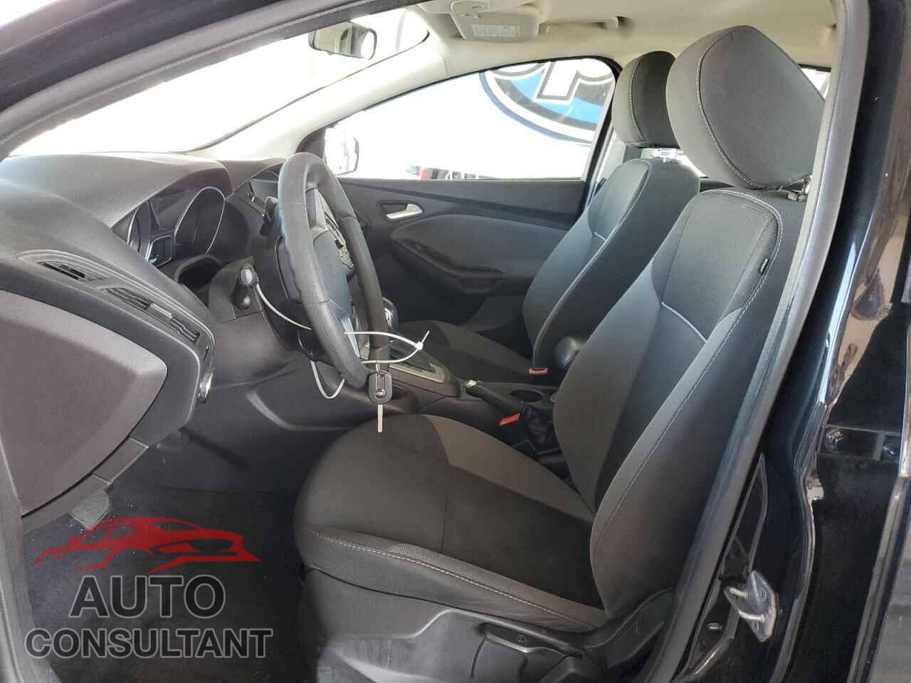 FORD FOCUS 2013 - 1FADP3K22DL319973