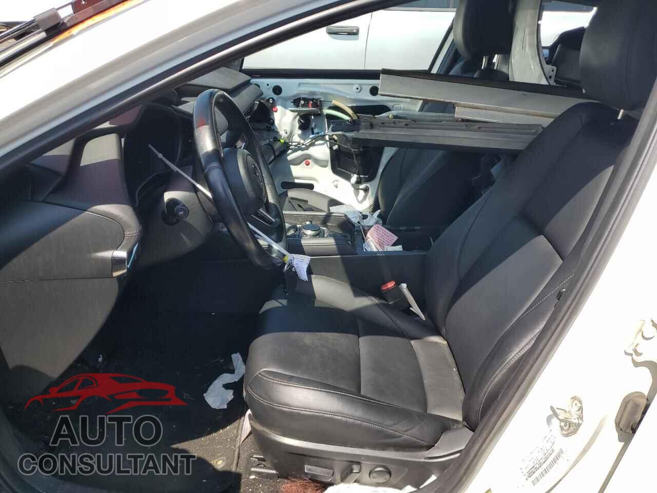 MAZDA 3 2020 - JM1BPBMM8L1159862