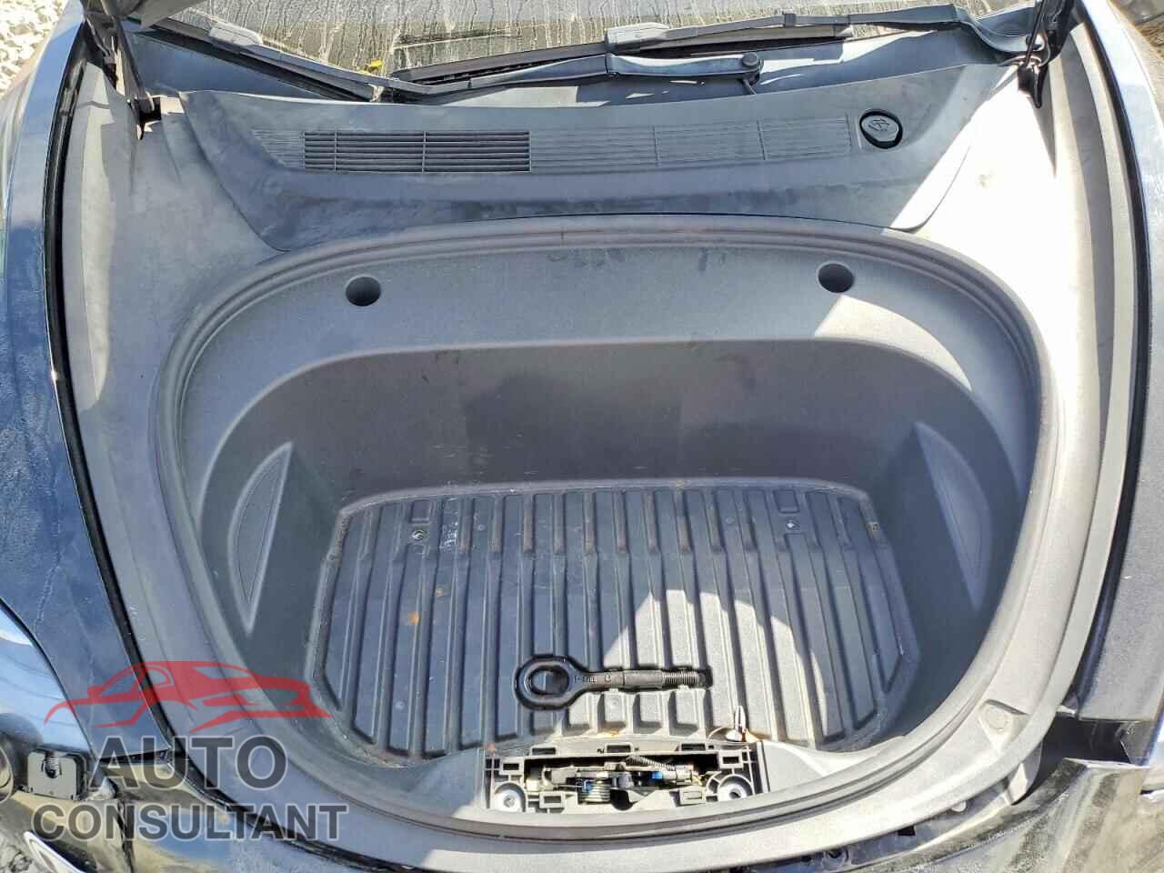 TESLA MODEL 3 2023 - 5YJ3E1EA8PF458130