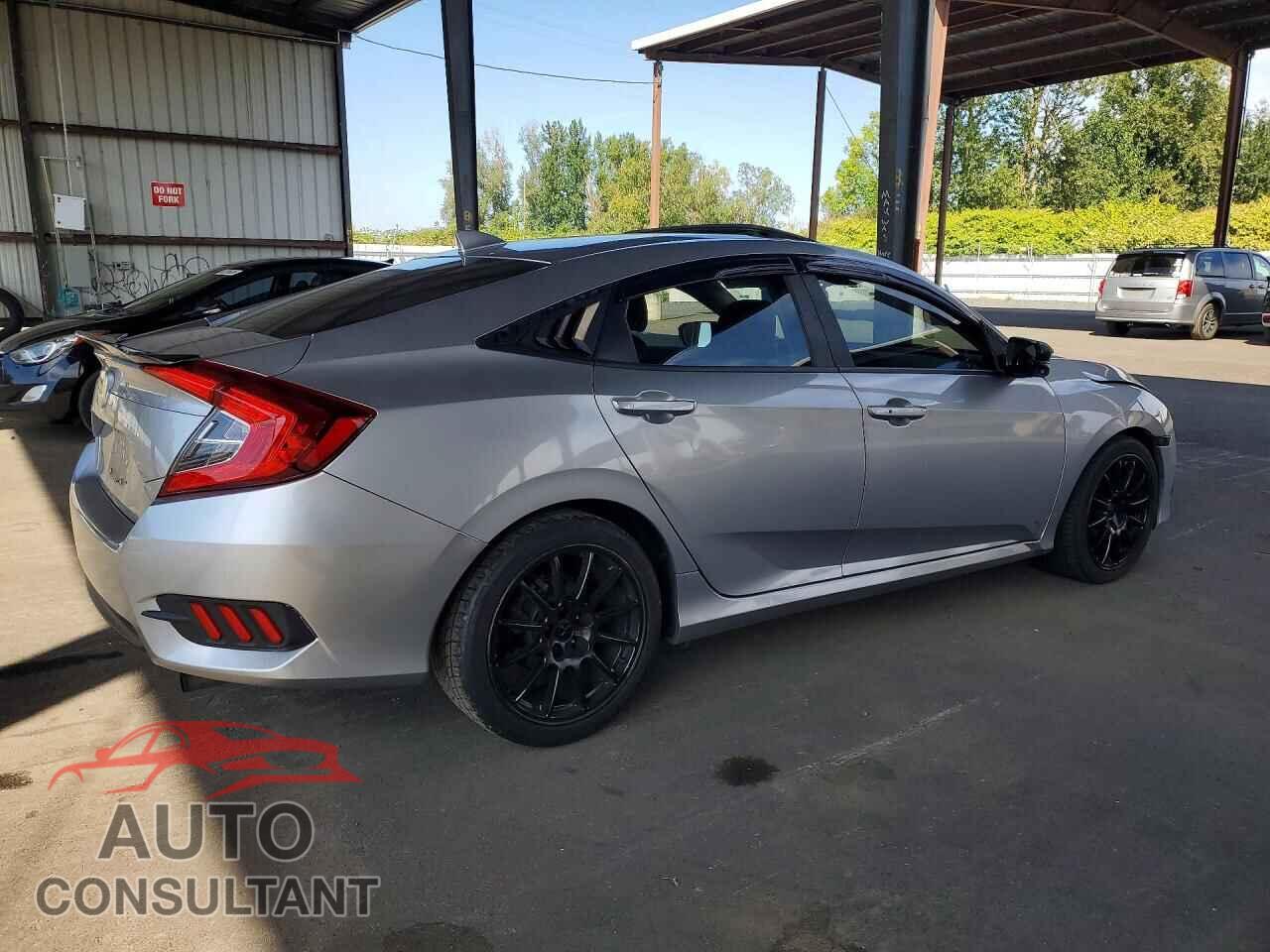 HONDA CIVIC 2018 - JHMFC1F41JX036126