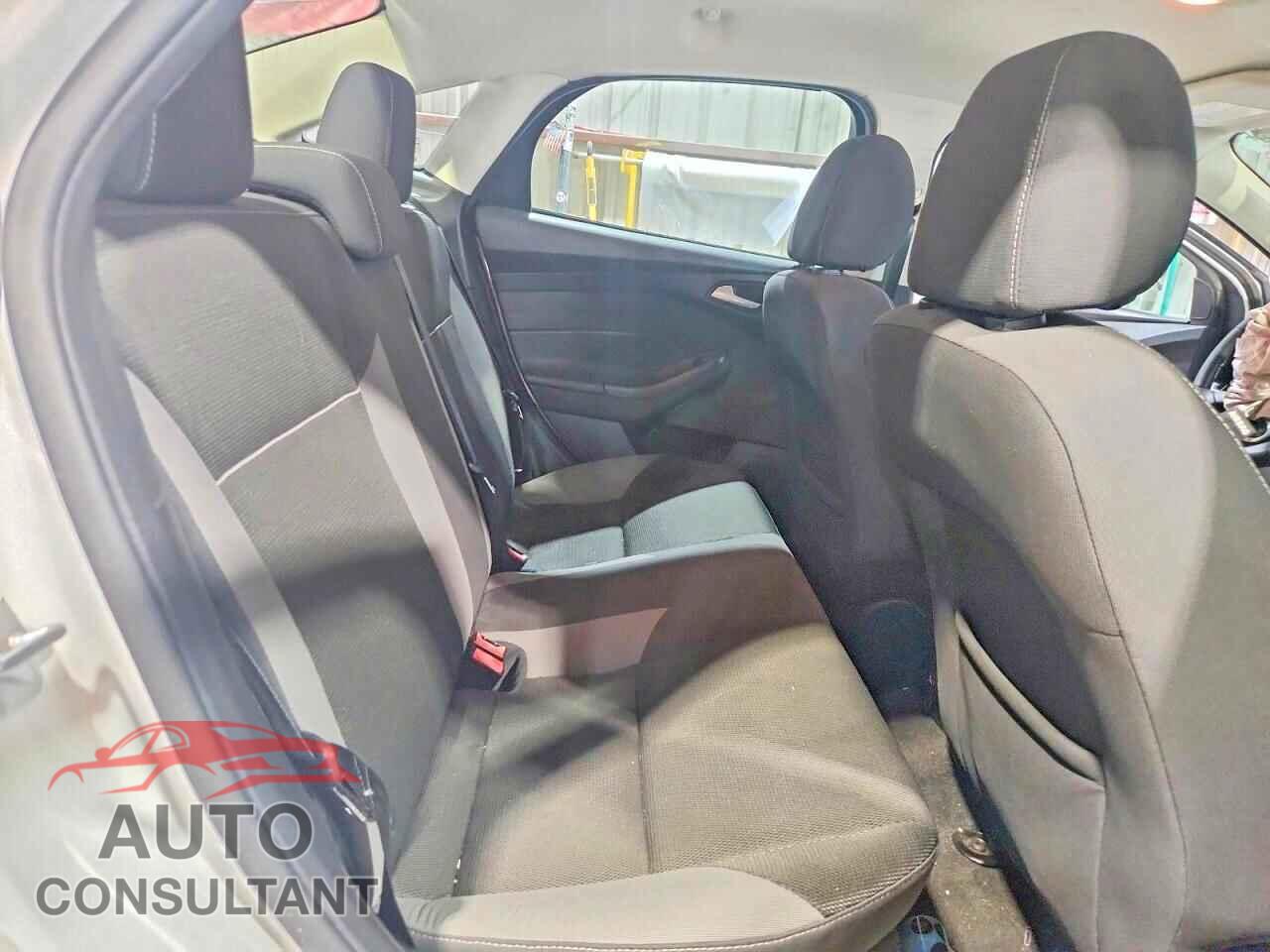 FORD FOCUS 2014 - 1FADP3F28EL336918