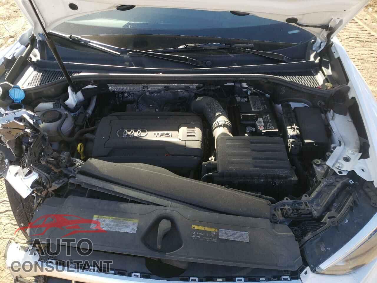AUDI Q3 2019 - WA1AECF32K1079347