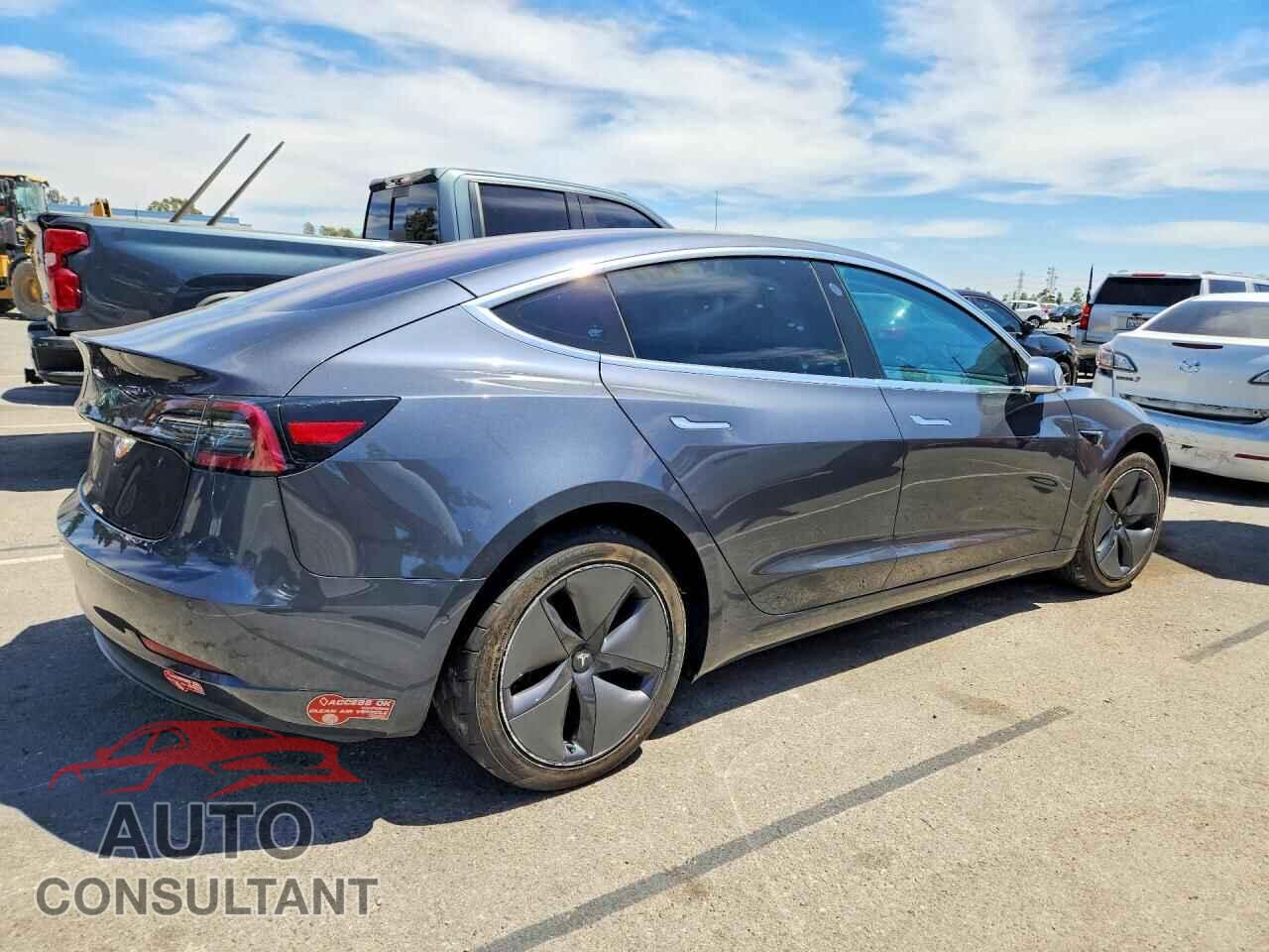 TESLA MODEL 3 2018 - 5YJ3E1EA0JF016398