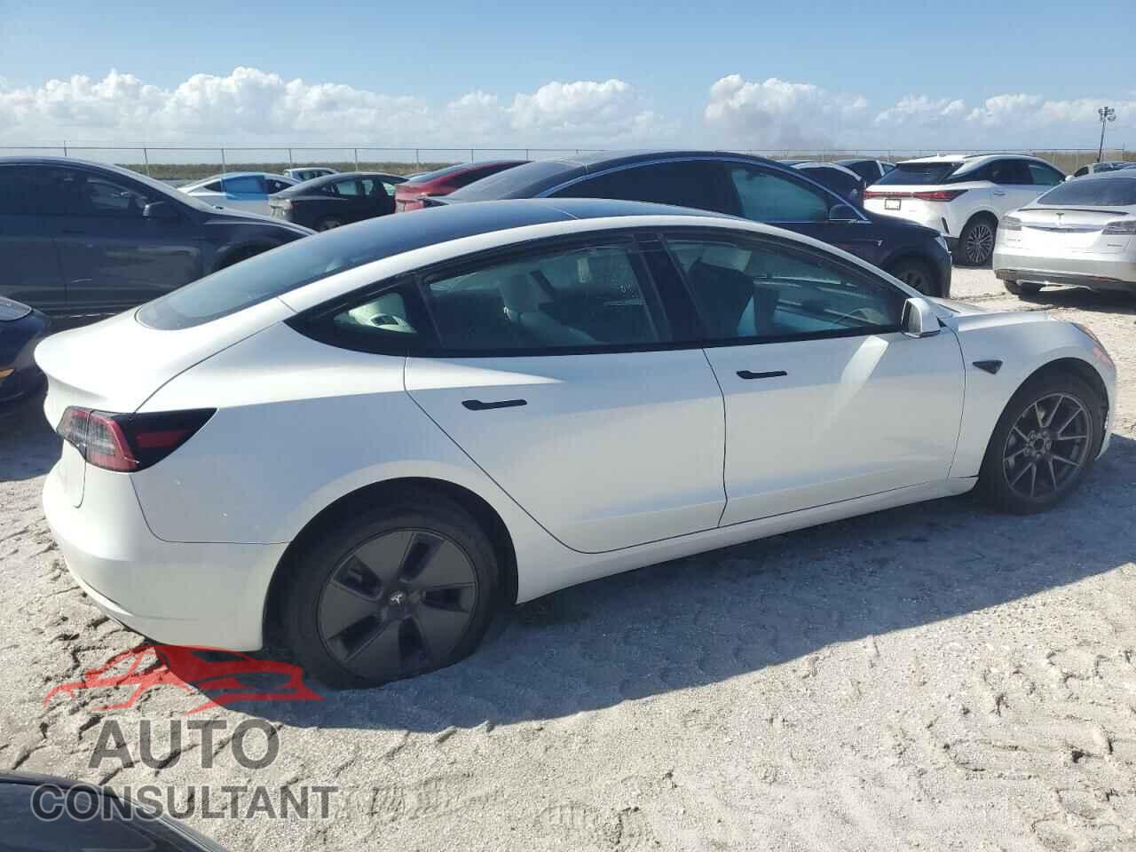 TESLA MODEL 3 2023 - 5YJ3E1EA0PF653560