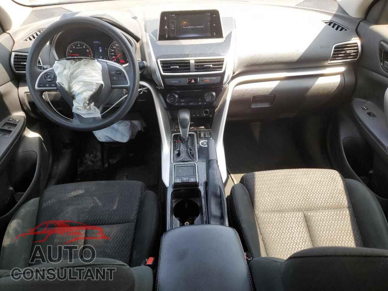 MITSUBISHI ECLIPSE 2019 - JA4AT3AA7KZ604660