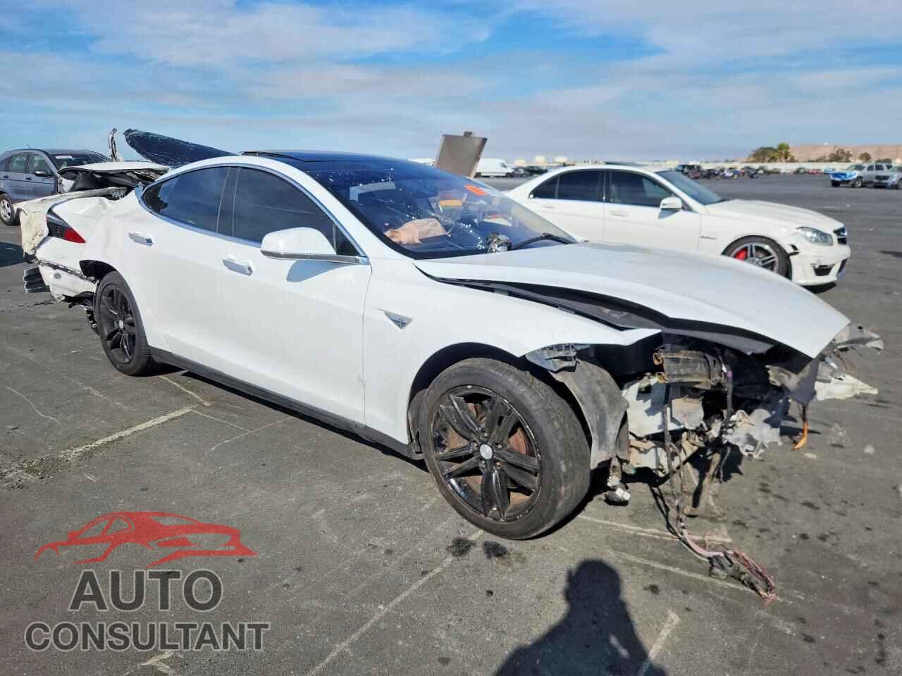 TESLA MODEL S 2013 - 5YJSA1DN7DFP25667