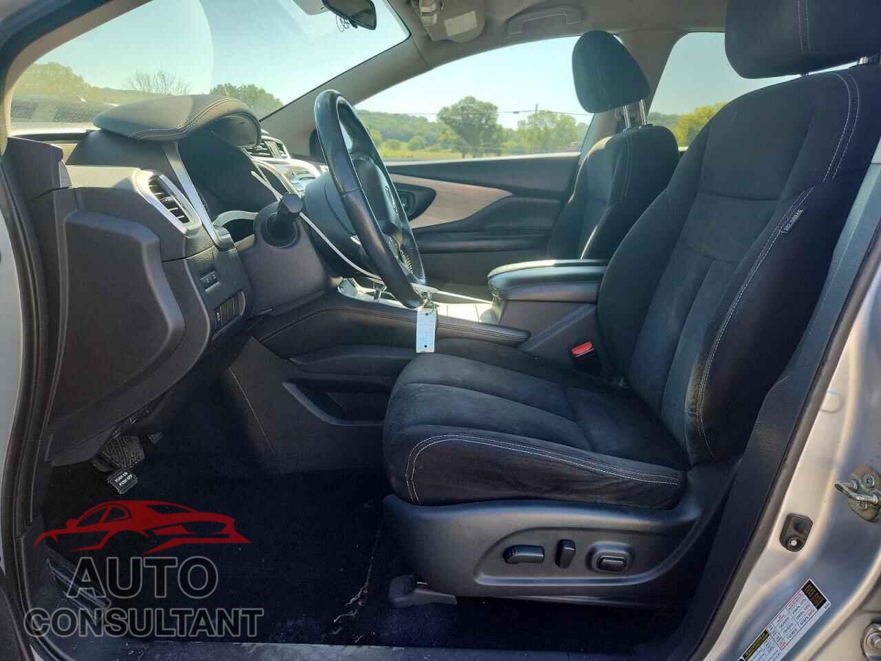 NISSAN MURANO 2017 - 5N1AZ2MG2HN109227