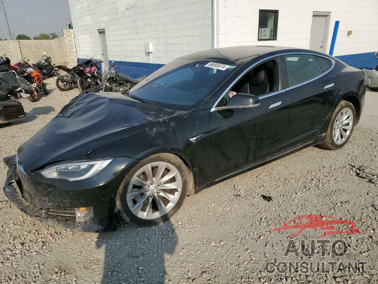 TESLA MODEL S 2018 - 5YJSA1E21JF265969