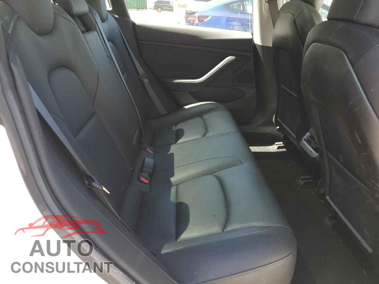 TESLA MODEL 3 2018 - 5YJ3E1EB9JF085406