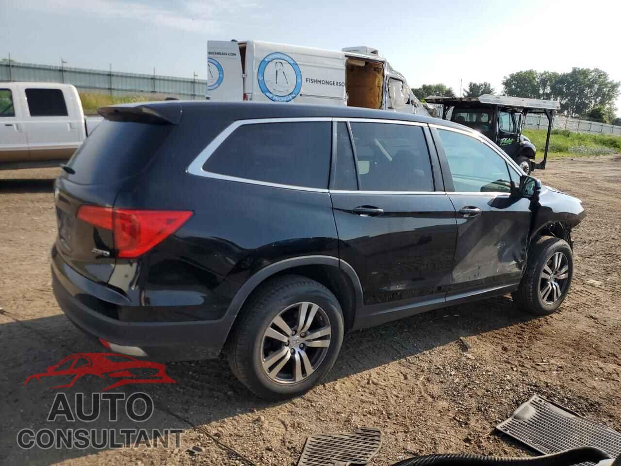 HONDA PILOT 2017 - 5FNYF6H57HB003379