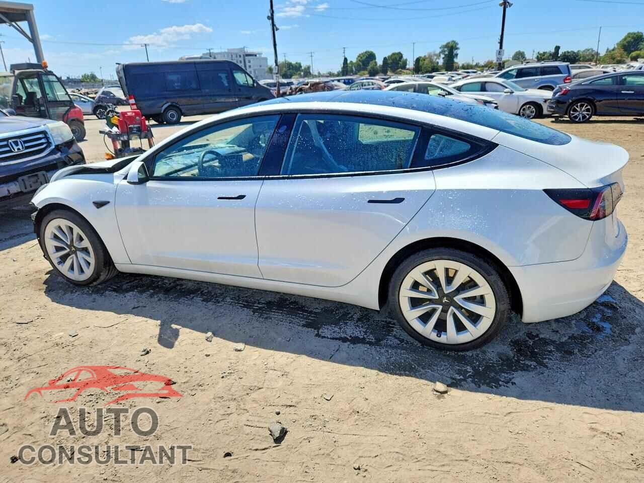 TESLA MODEL 3 2023 - 5YJ3E1EA7PF446843