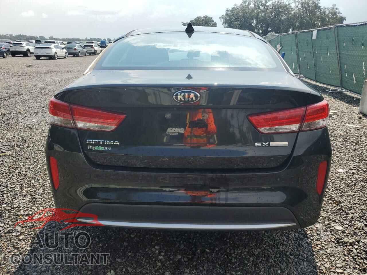 KIA OPTIMA 2017 - KNAGU4LC2H5004644