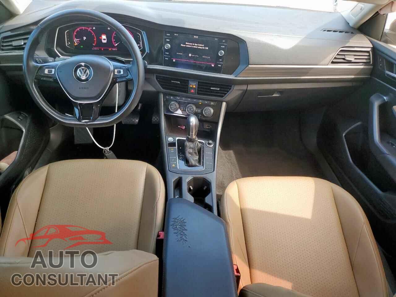 VOLKSWAGEN JETTA 2019 - 3VWEB7BU2KM246909