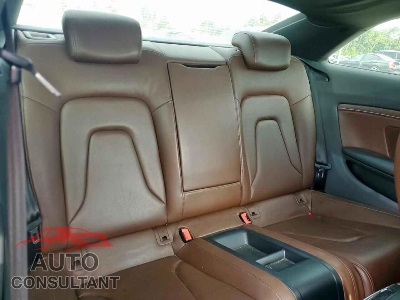 AUDI A5 2014 - WAULFAFR2EA007795