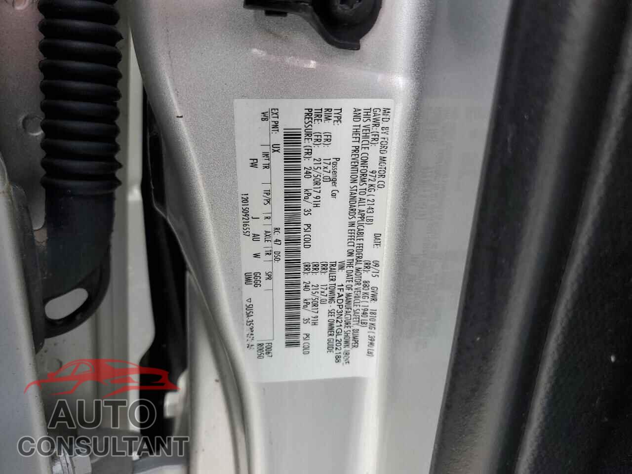 FORD FOCUS 2016 - 1FADP3N21GL202188