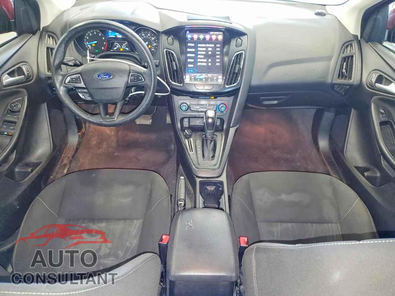 FORD FOCUS 2015 - 1FADP3F27FL373539