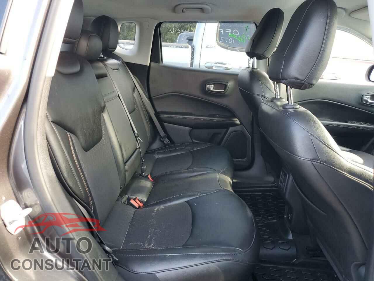 JEEP COMPASS 2020 - 3C4NJDBB9LT120122