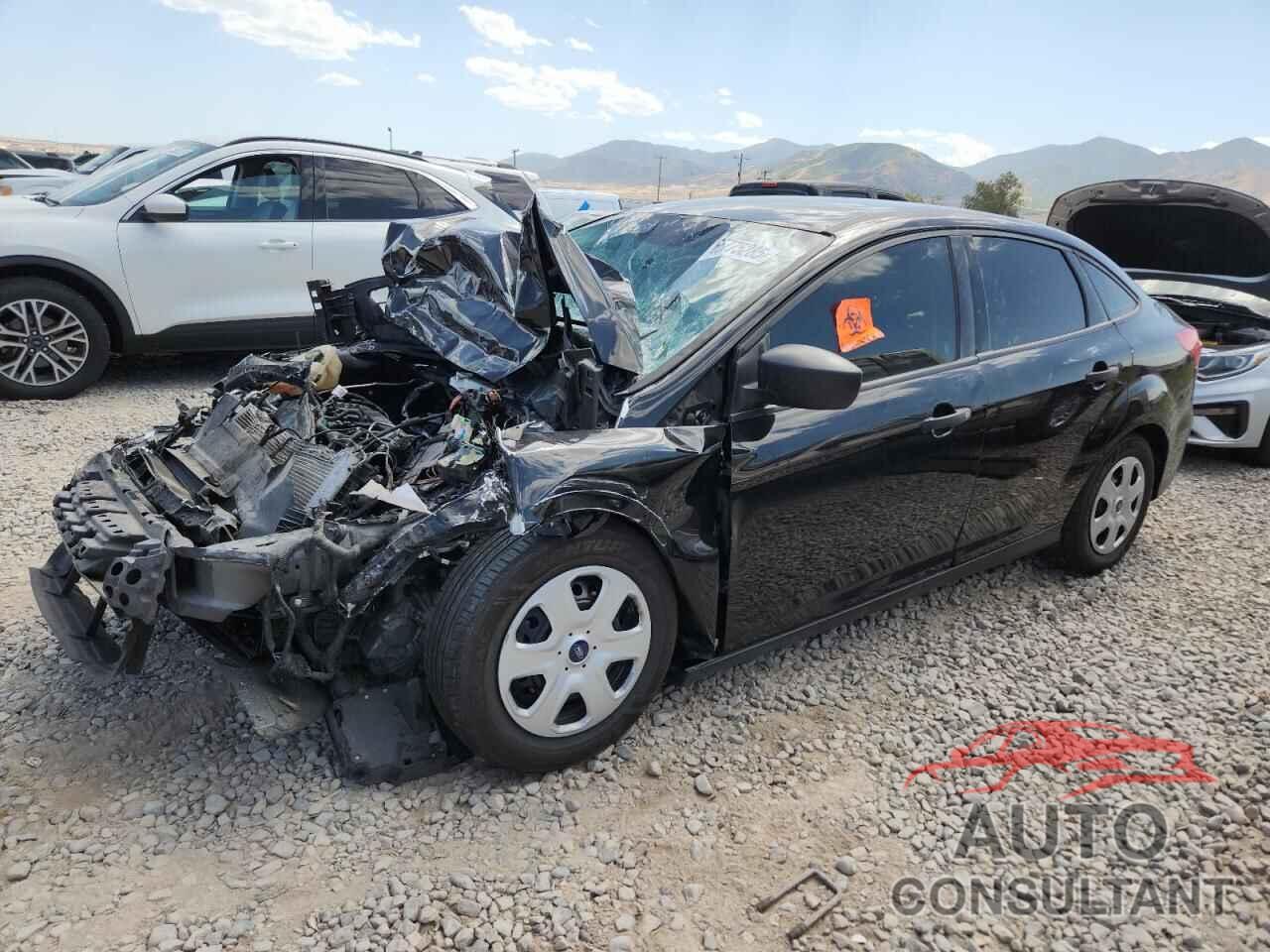 FORD FOCUS 2018 - 1FADP3E26JL230642