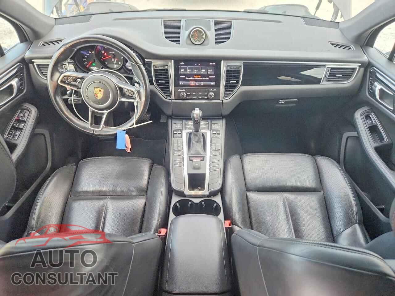 PORSCHE MACAN 2017 - WP1AA2A57HLB05277