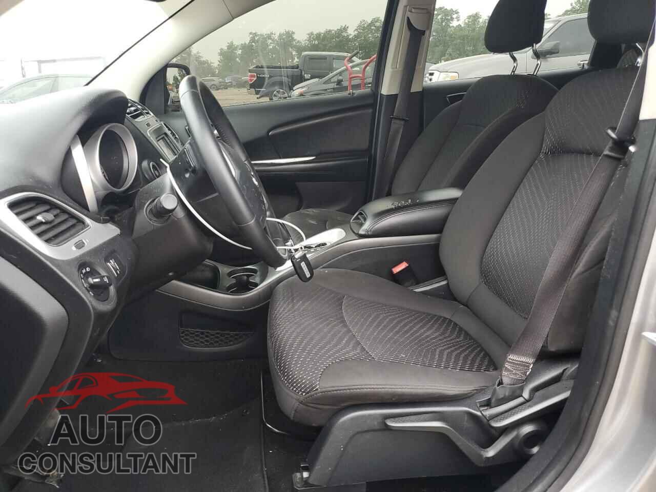 DODGE JOURNEY 2017 - 3C4PDCGB7HT501493