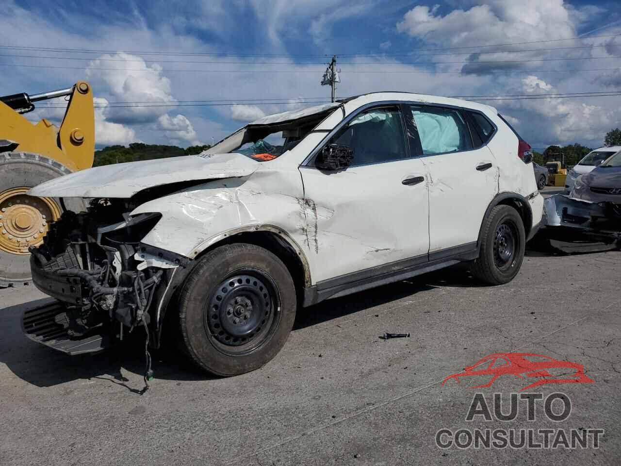 NISSAN ROGUE 2017 - KNMAT2MT9HP560565