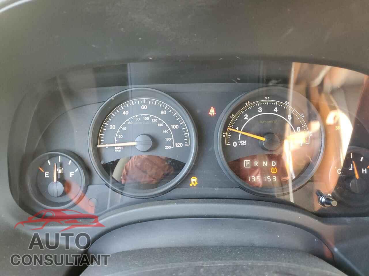 JEEP COMPASS 2014 - 1C4NJCBA9ED523608