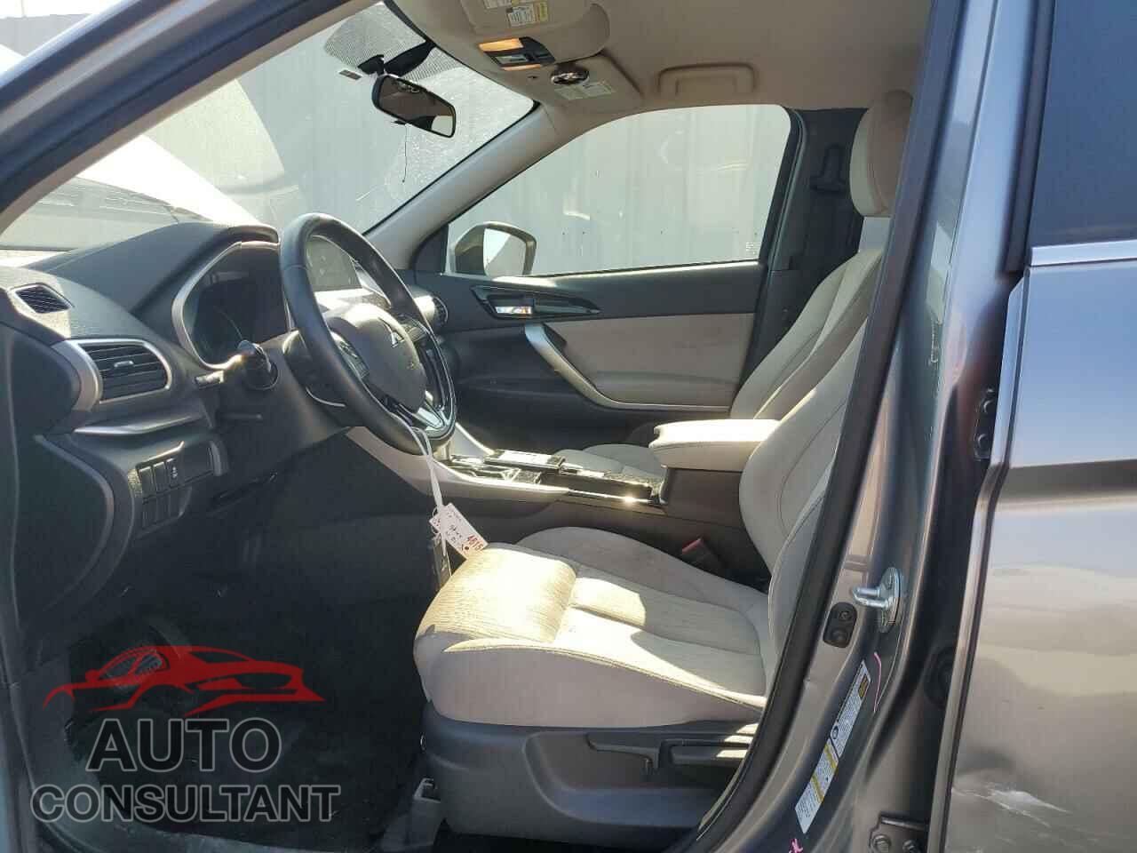 MITSUBISHI ECLIPSE 2018 - JA4AT5AA3JZ038703